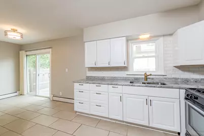 10081 W Pickford Avenue, Beach Park, IL 60099 - Photo 6