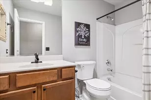 1950 Diamond Head Trail, Pingree Grove, IL 60140 - Photo 14