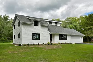 18878 Ridge Ln, Marengo, IL 60152 - Photo 1