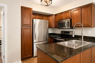 1516 W Jefferson Ave, Naperville, IL 60540 - Photo 2