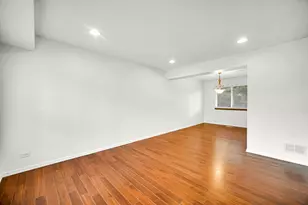 1001 Martingale Ln, Round Lake Beach, IL 60073 - Photo 4