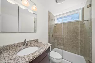 1813 N Dayton St, Chicago, IL 60614 - Photo 14