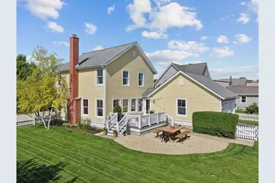 1501 Amos Bennett Street, Grayslake, IL 60030 - Photo 2