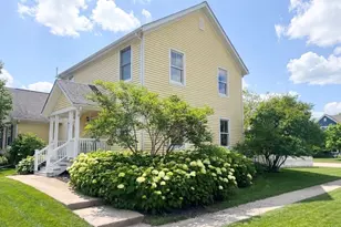 1501 Amos Bennett St, Grayslake, IL 60030 - Photo 1