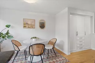 725 W Waveland Ave, Chicago, IL 60613 - Photo 12