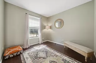 321 Claridge Cir, Bolingbrook, IL 60440 - Photo 6