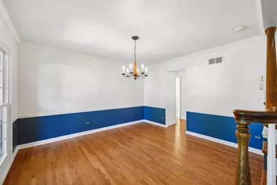 2027 Richton Drive, Wheaton, IL 60189 - Photo 12