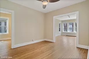 3622 N Whipple St, Chicago, IL 60618 - Photo 2