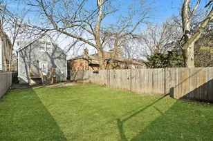 7931 S East End Ave, Chicago, IL 60617 - Photo 26