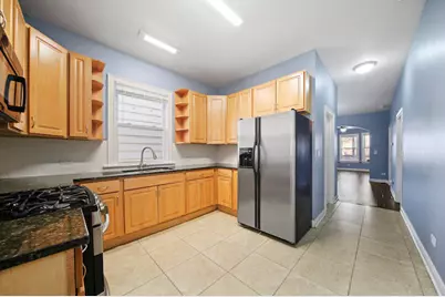 7931 S East End Avenue, Chicago, IL 60617 - Photo 10