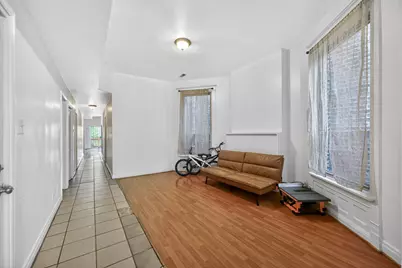 3248 W Douglas Boulevard, Chicago, IL 60623 - Photo 4