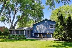 24143 W 103rd St, Naperville, IL 60564 - Photo 18