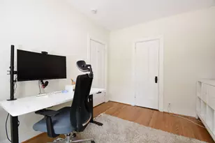 1730 W Foster Ave, Chicago, IL 60640 - Photo 18