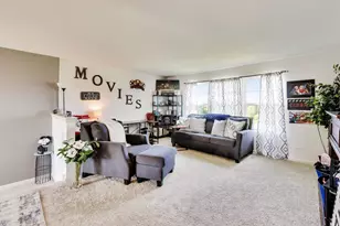673 Anchorage Ct, Pingree Grove, IL 60140 - Photo 16