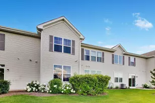 673 Anchorage Ct, Pingree Grove, IL 60140 - Photo 32