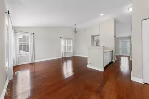 831 Genesee Dr, Naperville, IL 60563 - Photo 2