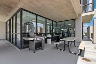 1122 N Clark St, Chicago, IL 60610 - Photo 12