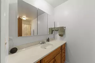 1613 Groton Ct, Wheaton, IL 60189 - Photo 10