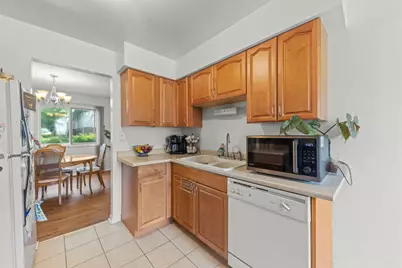 1613 Groton Court, Wheaton, IL 60189 - Photo 6