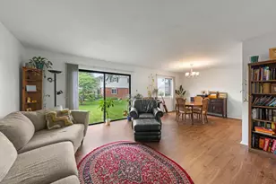 1613 Groton Ct, Wheaton, IL 60189 - Photo 8
