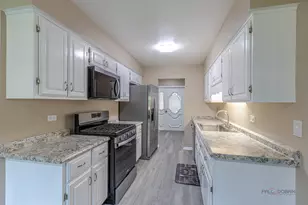 17108 Evans Dr, South Holland, IL 60473 - Photo 12