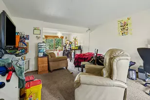 261 Vista Dr, Bolingbrook, IL 60490 - Photo 2