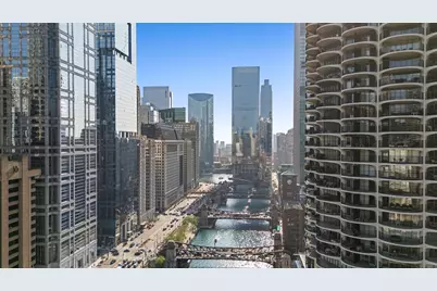 300 N State Street #3405, Chicago, IL 60654 - Photo 2