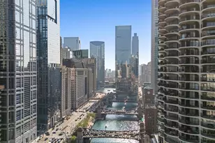 300 N State St, Chicago, IL 60654 - Photo 2