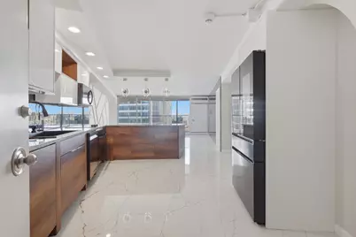300 N State Street #3405, Chicago, IL 60654 - Photo 14