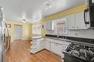 4332 N Kimball Ave, Chicago, IL 60618 - Photo 30