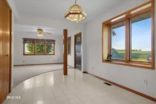 2676 Fairview Dr, Malta, IL 60150 - Photo 6