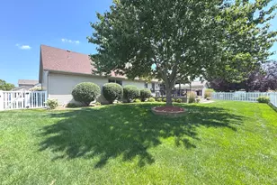 250 Highpoint Cir S, Bourbonnais, IL 60914 - Photo 24