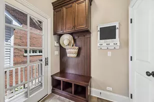 28 S Adams St, Hinsdale, IL 60521 - Photo 14