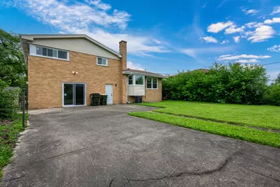 7745 Beckwith Road, Morton Grove, IL 60053 - Photo 40