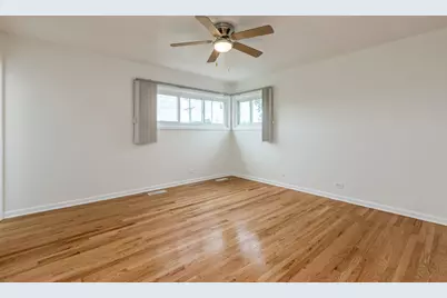 7745 Beckwith Road, Morton Grove, IL 60053 - Photo 22