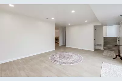 7745 Beckwith Road, Morton Grove, IL 60053 - Photo 8