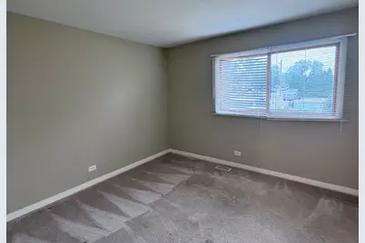 408 Heine Avenue #408, Elgin, IL 60123 - Photo 6
