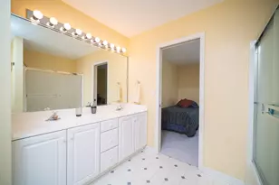 5421 Regents Park Rd, Rockford, IL 61107 - Photo 20