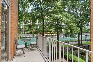 447 N McClurg Ct, Chicago, IL 60611 - Photo 36