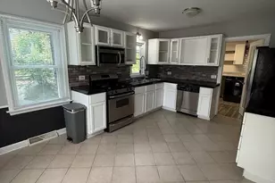 47 W Algonquin Rd, Des Plaines, IL 60016 - Photo 8