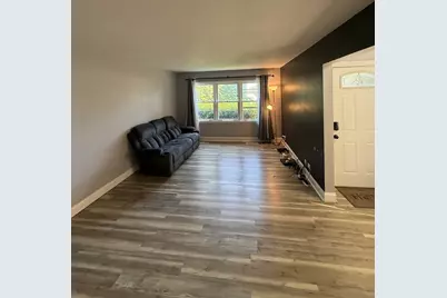 47 W Algonquin Road, Des Plaines, IL 60016 - Photo 4