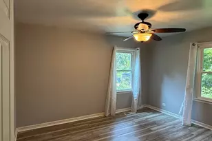 47 W Algonquin Rd, Des Plaines, IL 60016 - Photo 16