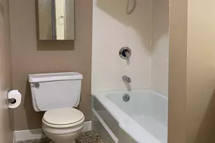 5100 N Marine Dr, Chicago, IL 60640 - Photo 18