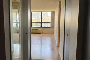 5100 N Marine Dr, Chicago, IL 60640 - Photo 6