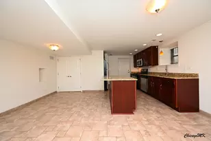 18 W Chestnut St, Chicago, IL 60610 - Photo 6