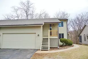 5303 Sandpiper Pl, Loves Park, IL 61111 - Photo 1