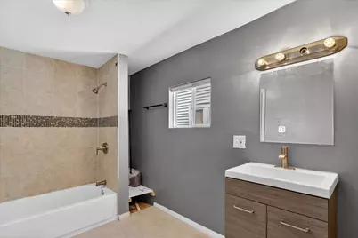 1 E 114th Street, Chicago, IL 60628 - Photo 18