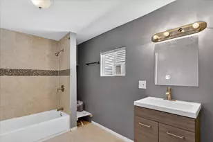 1 E 114th St, Chicago, IL 60628 - Photo 18