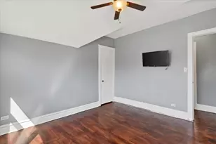 1 E 114th St, Chicago, IL 60628 - Photo 20