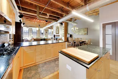 520 W Huron Street #614, Chicago, IL 60654 - Photo 16